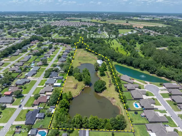 Broussard, LA 70518,100 Hidden Cypress CV