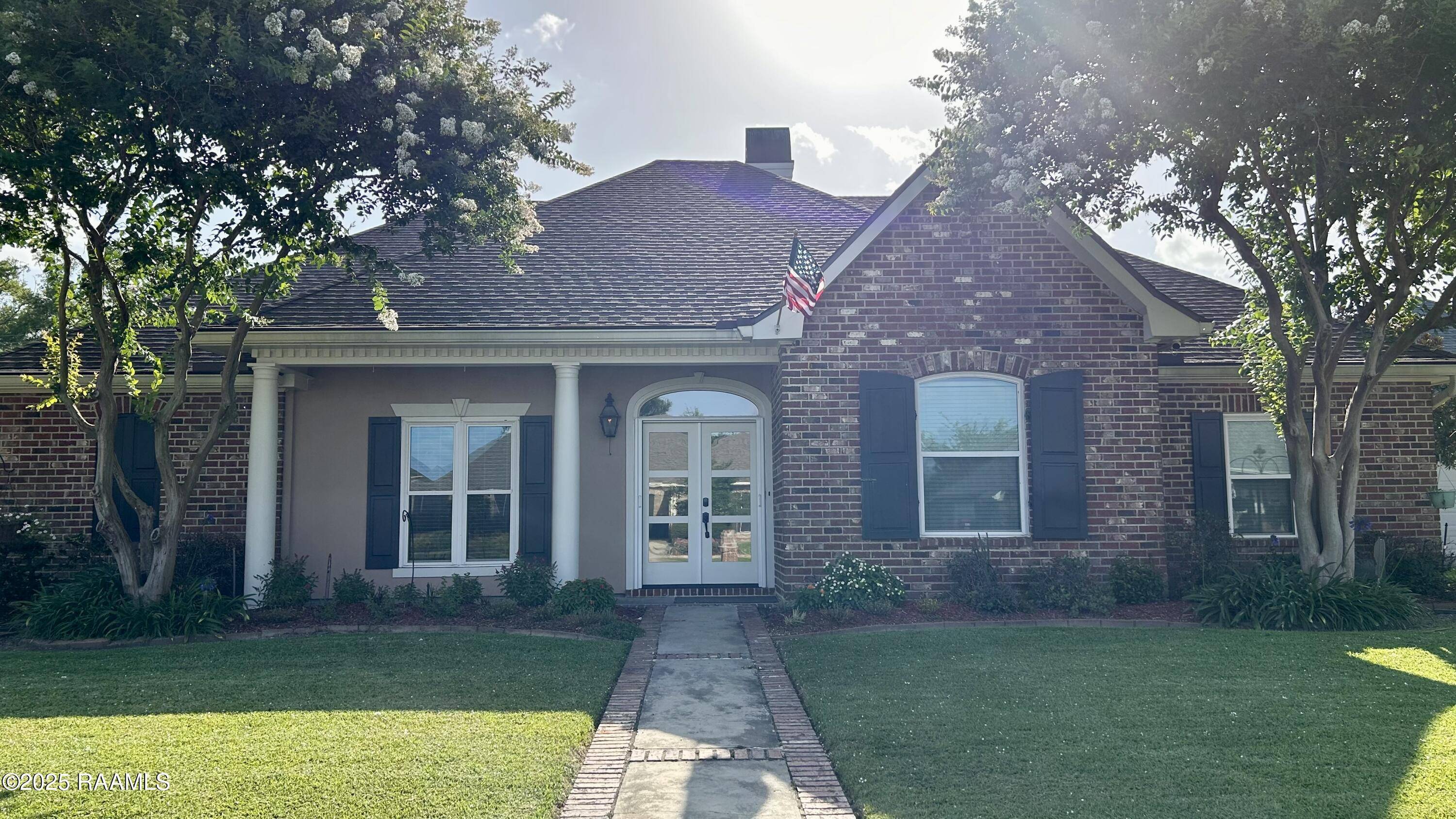 102 Midland DR, Lafayette, LA 70506