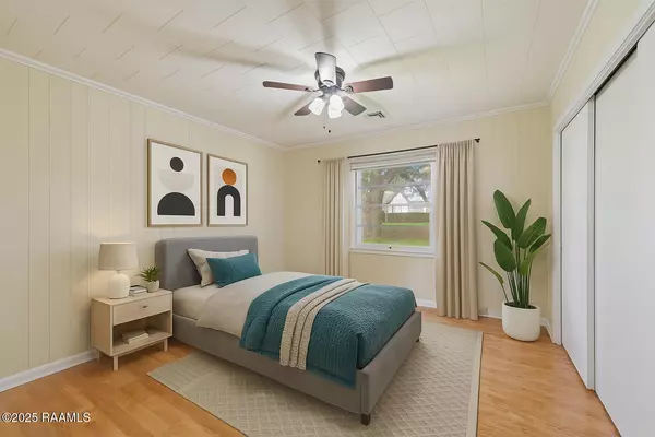 Kaplan, LA 70548,407 N Hebert AVE