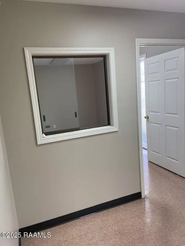 Broussard, LA 70518,103 Bluffwood DR