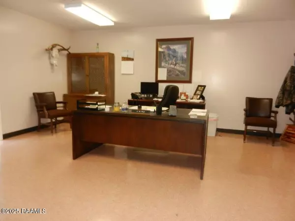 Broussard, LA 70518,103 Bluffwood DR