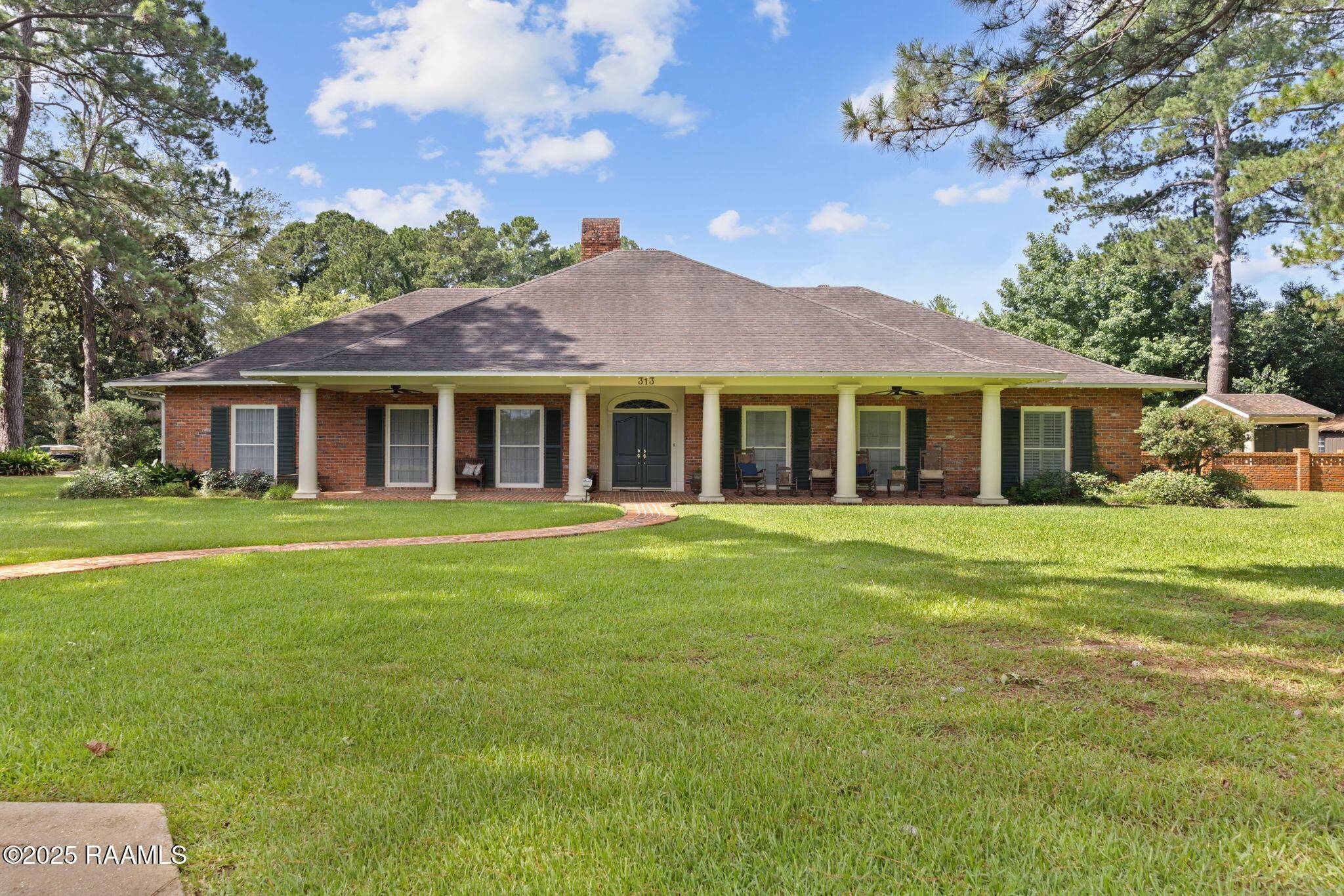 New Iberia, LA 70560,313 Darby LN