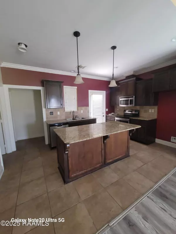 Youngsville, LA 70592,801 Rolling Mill LN