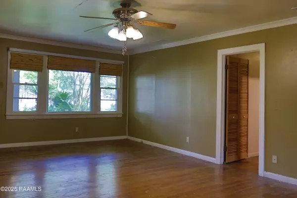 Lafayette, LA 70503,101 Halcott DR