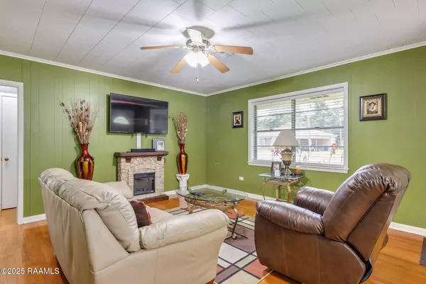 New Iberia, LA 70560,522 Caroline ST