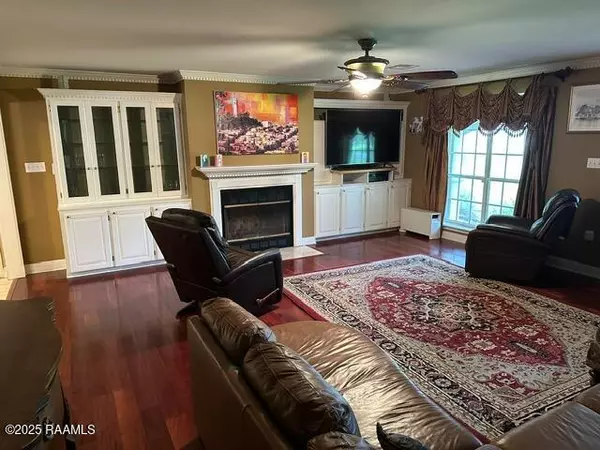 Erath, LA 70533,2033 Isadore RD