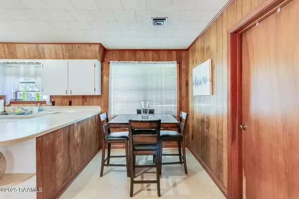 Youngsville, LA 70592,107 Julenie WAY