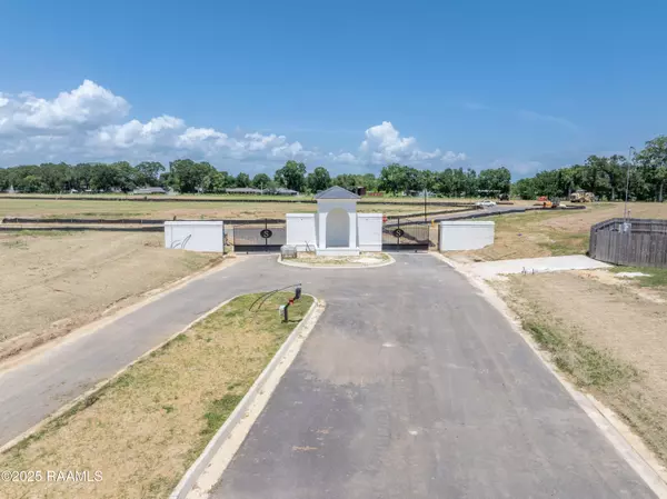 Broussard, LA 70518,104 Conservatory ST