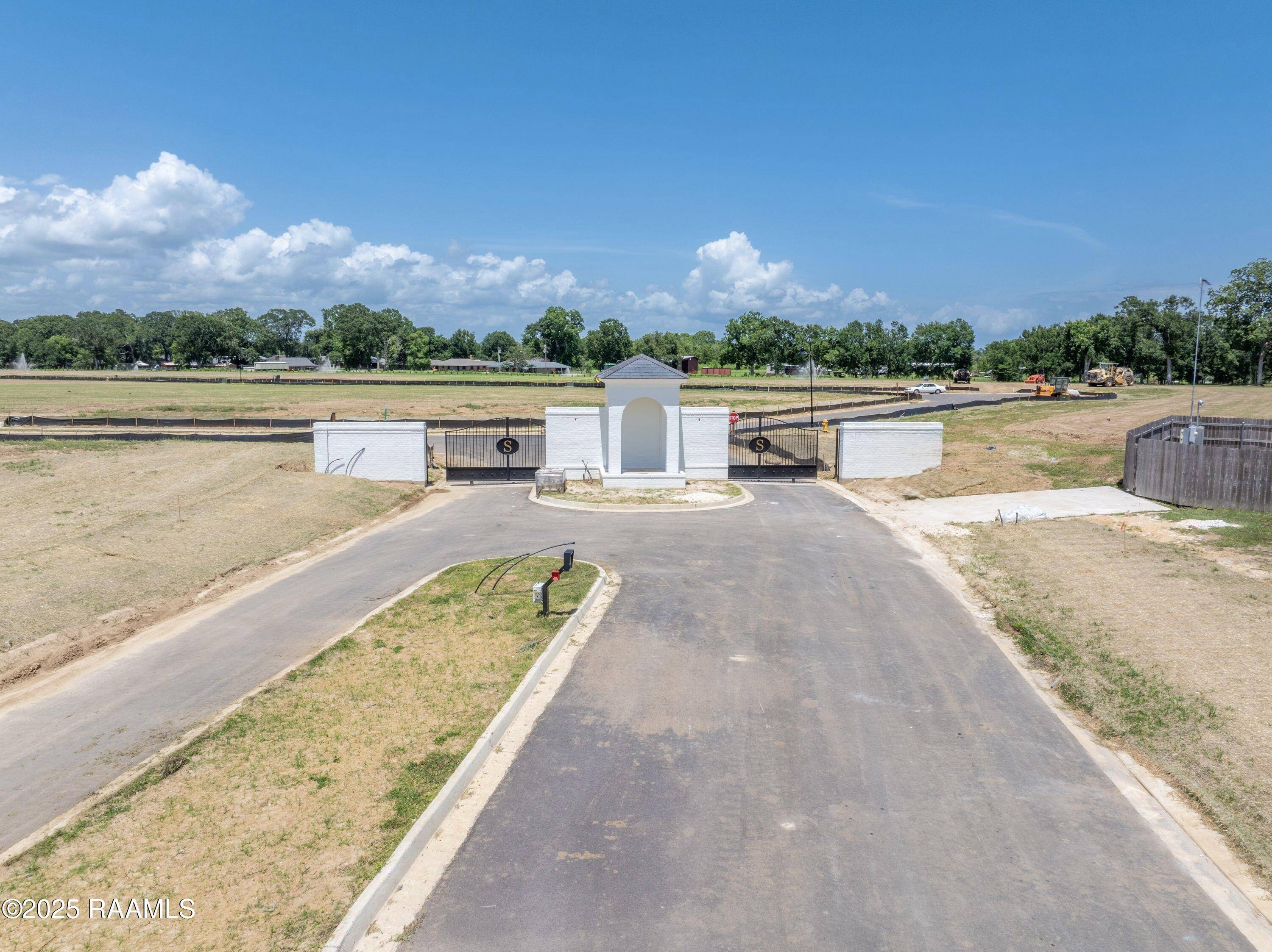Broussard, LA 70518,119 Retreat ST