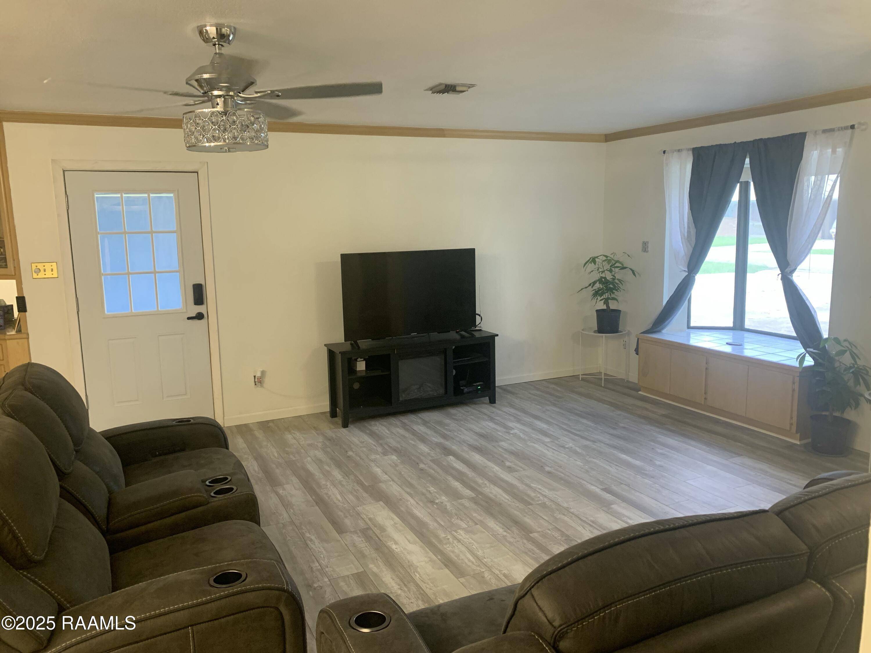 Lafayette, LA 70501,114 Japonica DR