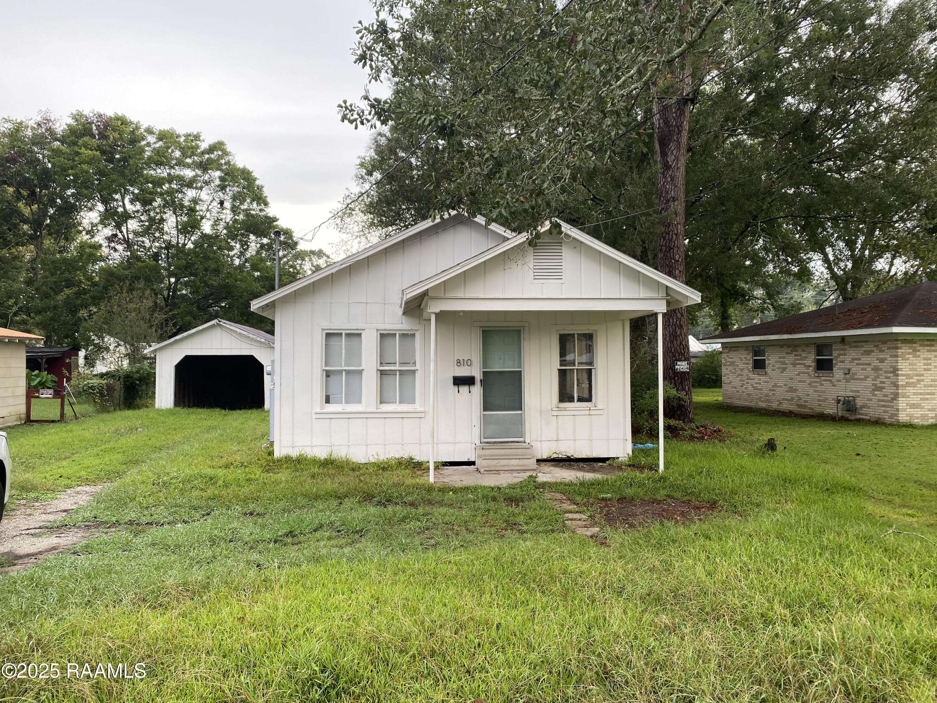 810 Howard ST, Jennings, LA 70546
