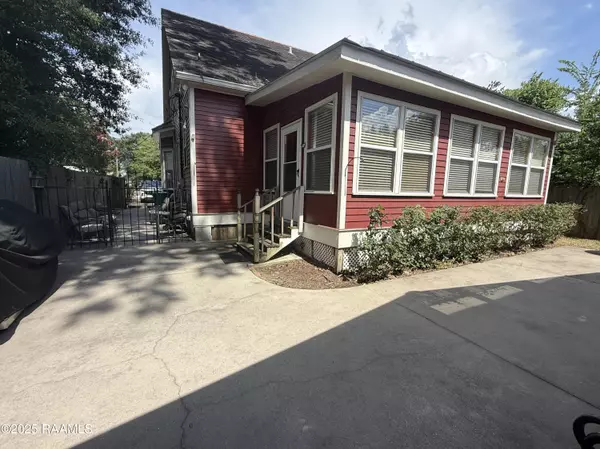 Eunice, LA 70535,121 N 9th ST