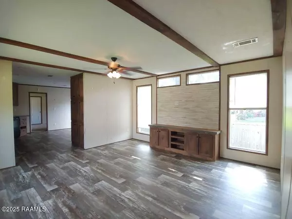 Abbeville, LA 70510,732 Parkview DR