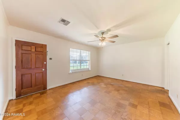 Lafayette, LA 70503,105 Donald DR