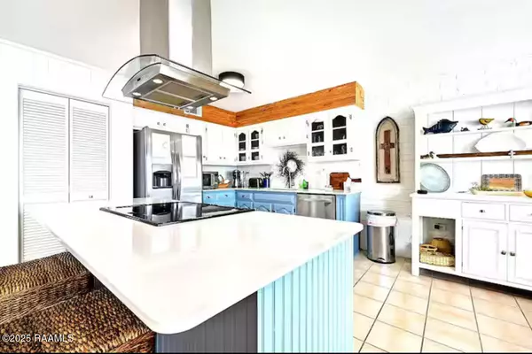 New Roads, LA 70760,2215 False River DR #8