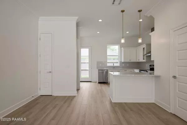 Lafayette, LA 70508,1510 Kaliste Saloom RD #306