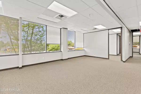 Lafayette, LA 70503,1405 W Pinhook RD #105