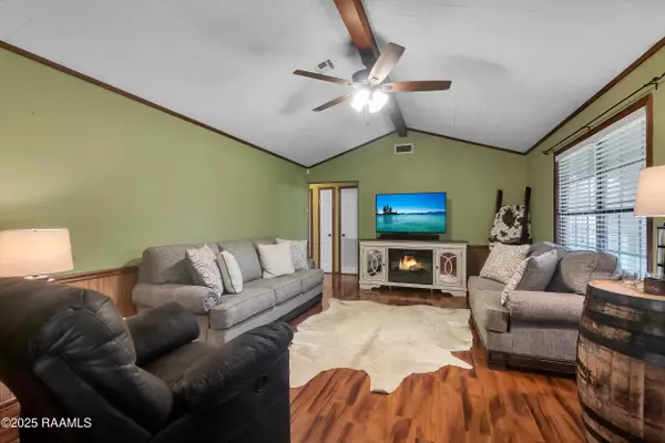 Opelousas, LA 70570,307 Bertrand RD