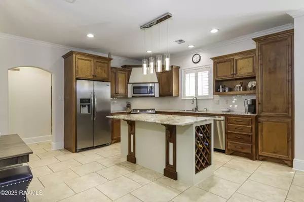 Youngsville, LA 70592,417 Harbor RD