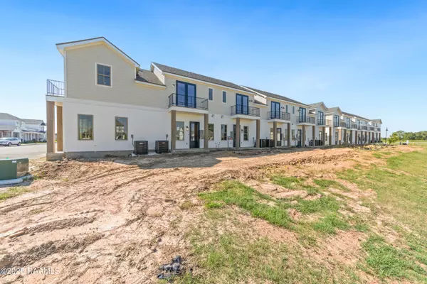 Scott, LA 70583,315 Sandstone AVE #202