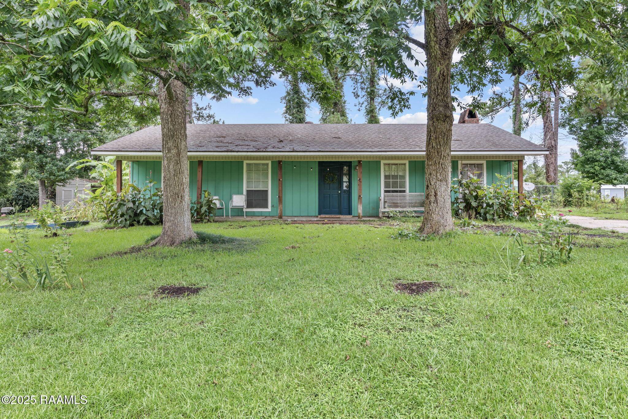 40 Hidden Hills RD, Arnaudville, LA 70512