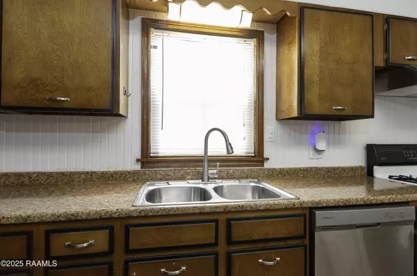 Loreauville, LA 70552,116 Breck ST