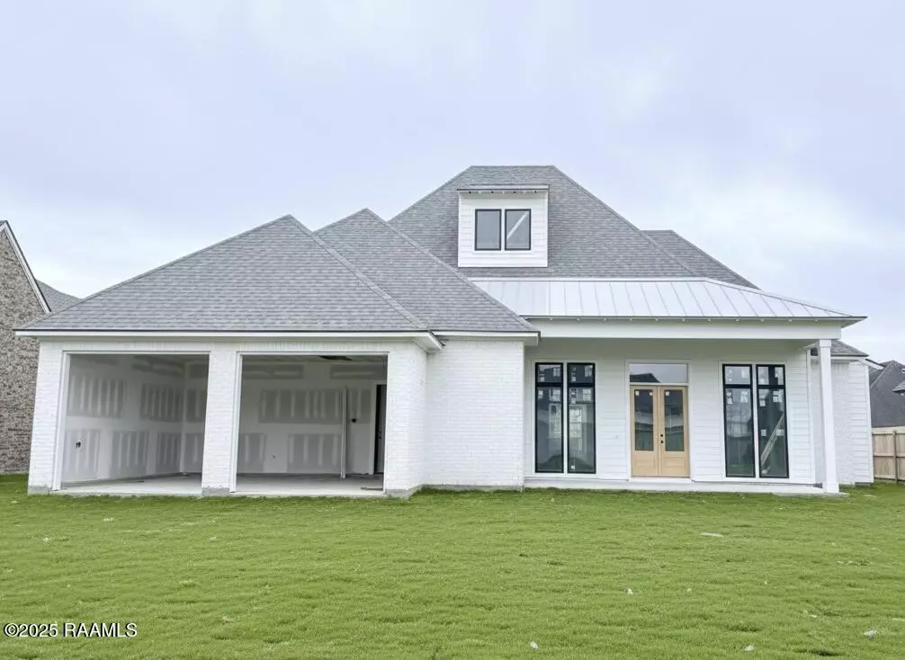 Youngsville, LA 70592,212 Sabal Grove LN