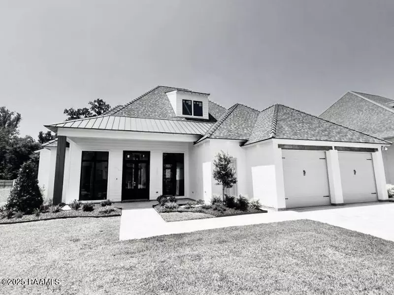 212 Sabal Grove LN, Youngsville, LA 70592