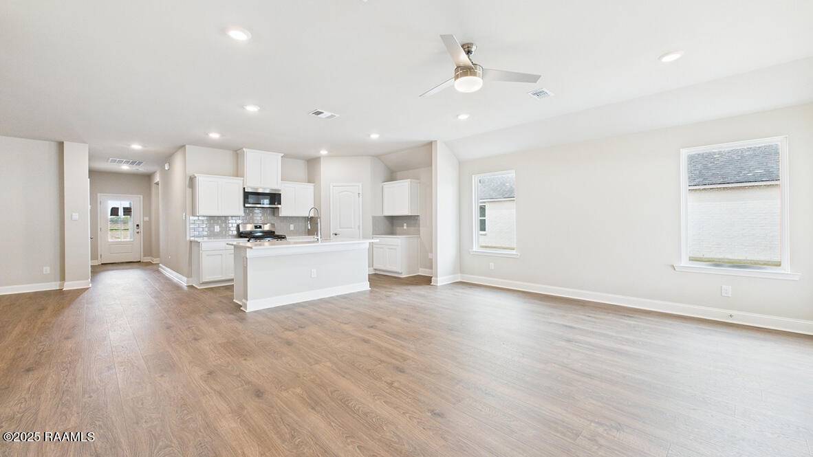 Lafayette, LA 70507,100 Yonkers DR