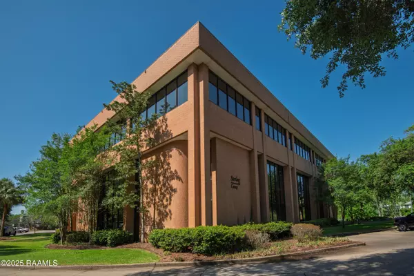 900 S College RD #205, Lafayette, LA 70503