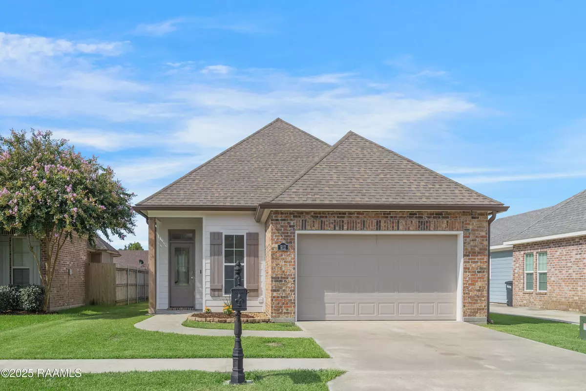New Iberia, LA 70563,912 Russo ST