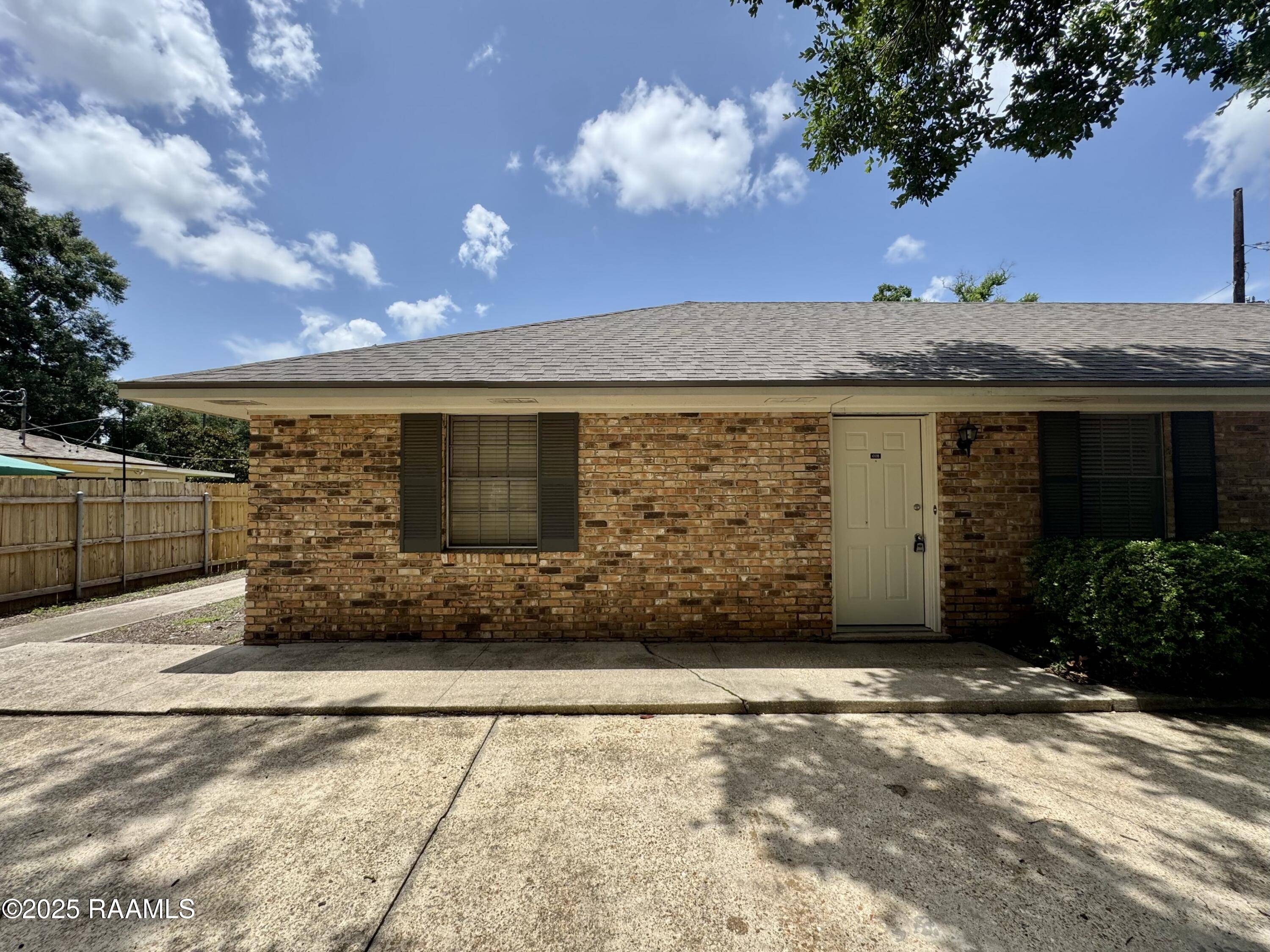 Lafayette, LA 70506,100 Charolais ST #B