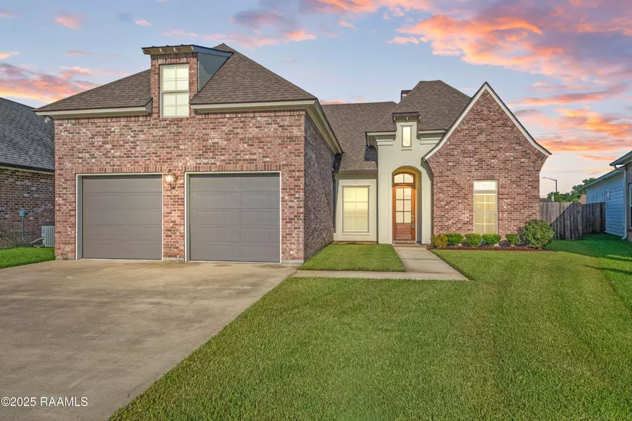 106 Portside DR, Broussard, LA 70518