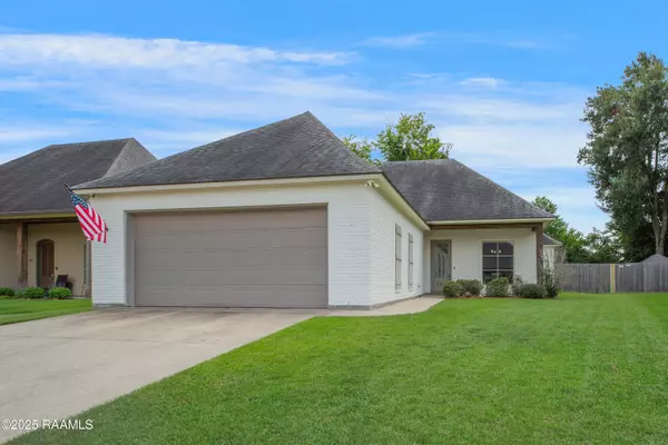 104 Beauchamp LN, Lafayette, LA 70506