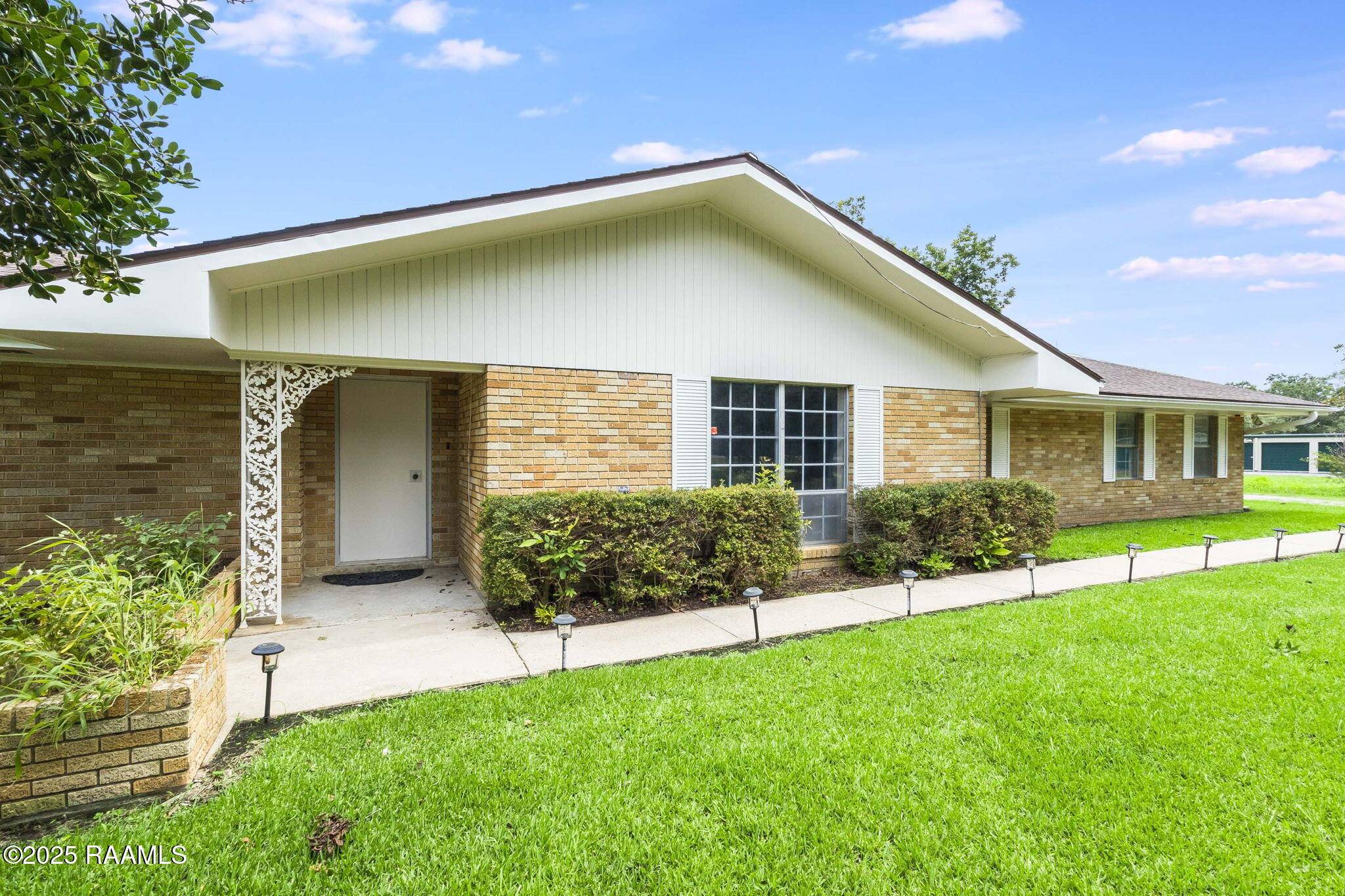 6031 Main HWY, St. Martinville, LA 70582