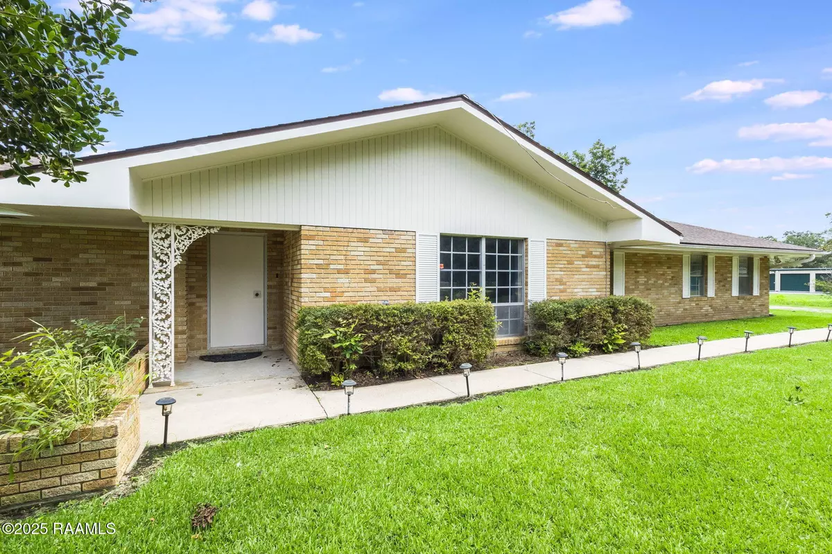 St. Martinville, LA 70582,6031 Main HWY