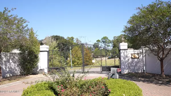 Lafayette, LA 70503,102 Park Ridge LN