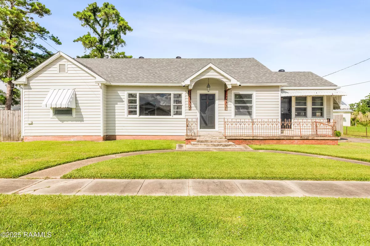 New Iberia, LA 70560,124 Taylor ST