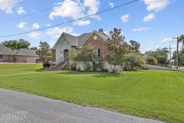 Erath, LA 70533,302 N Geoffroy ST