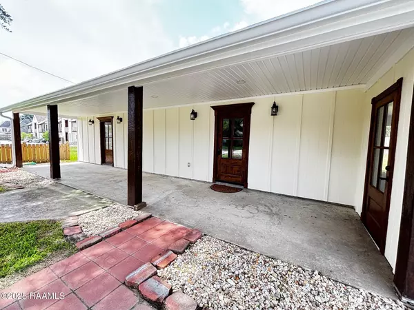 Lafayette, LA 70508,103 Stonehill RD