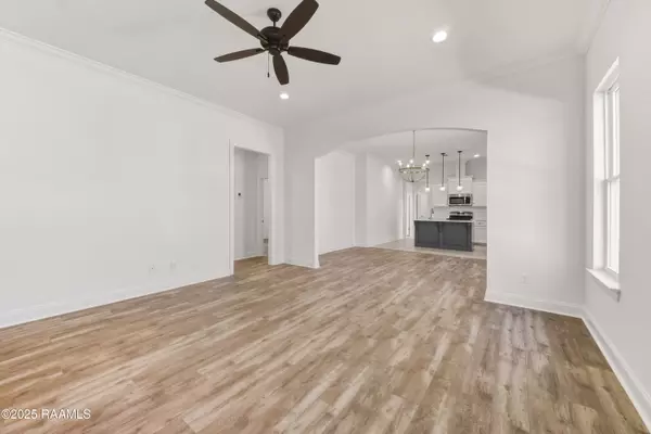 Carencro, LA 70520,300 Gun Runner DR