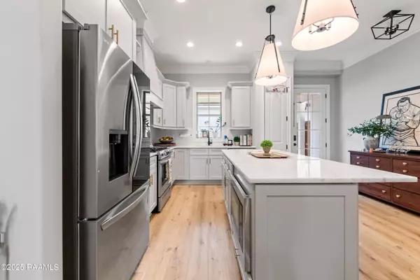 Scott, LA 70583,312 Sandstone AVE