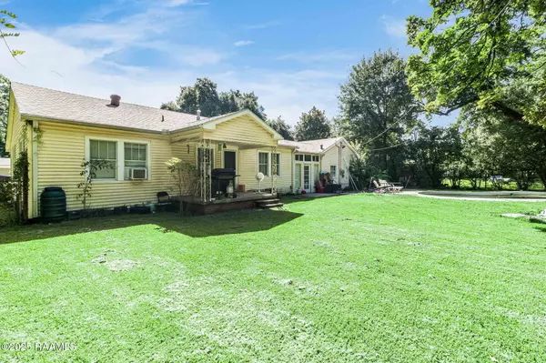 Lafayette, LA 70506,453 Holden AVE