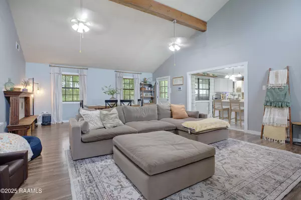 Youngsville, LA 70592,106 Avery DR