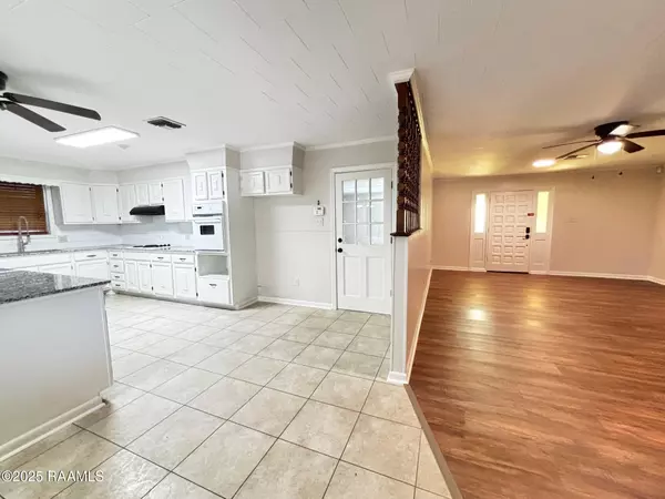 Crowley, LA 70526,1102 Jenkins AVE