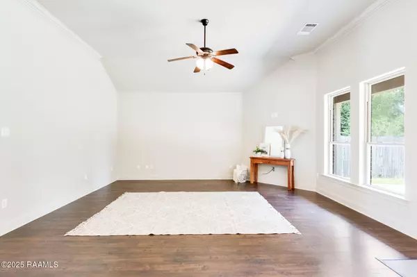 Youngsville, LA 70592,305 Flanders Ridge DR