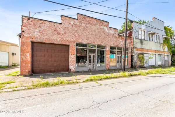 Crowley, LA 70526,213 W 2nd ST