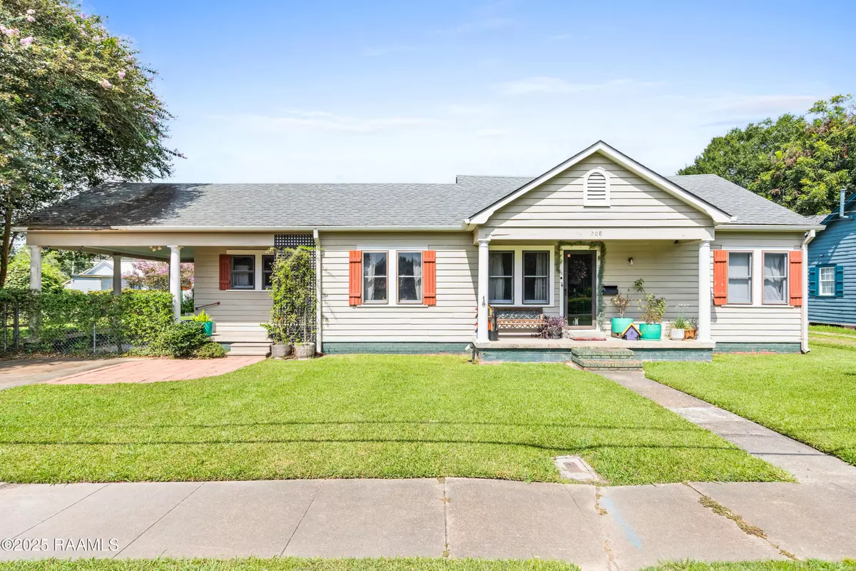 Abbeville, LA 70510,208 S Guegnon ST