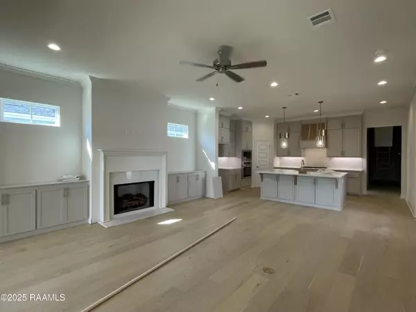 Youngsville, LA 70592,113 Appleton LN