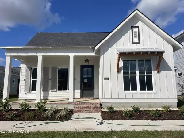 113 Appleton LN, Youngsville, LA 70592